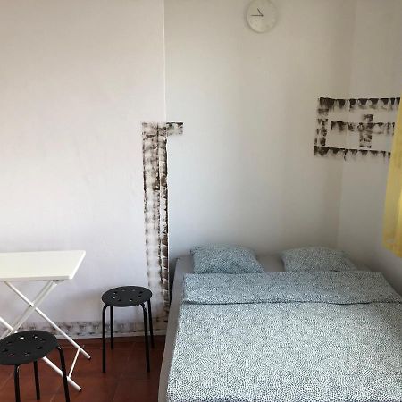 Pokoj 12E Apartment Krakow Bagian luar foto