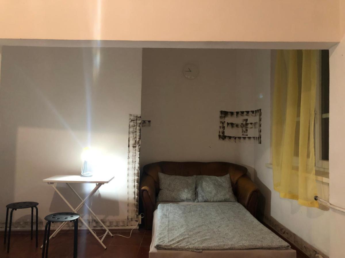 Pokoj 12E Apartment Krakow Bagian luar foto